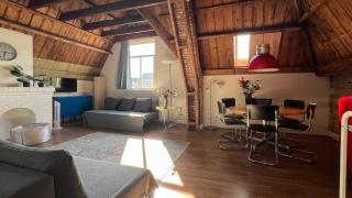 Penthouse Loft Central Harbour View, Free Parking - 9