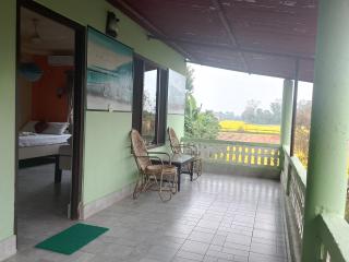Hotel Rhino Land-Sauraha Family Home - 9