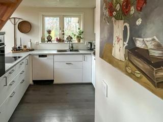 Modern Loft House In The Woods Near Gullabo - 6