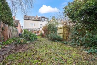 Cosy 4-Bed House - Guests 7, Parking & Ultra-Speed Wi-Fi - Cambridge - 4