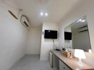 심플하고 편한 휴식룸 - 1호선 부천역 350m 거리 - 2