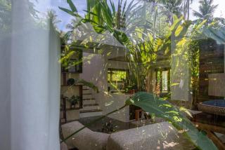 Garden Retreat Villa - 5min walk to Beach, Fiber internet - 4