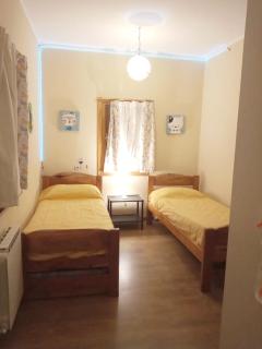 Hermosa casa con patio a una cuadra del lago - 3