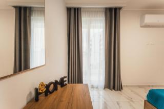 NEW - Only Suites Modern 2-Bedroom apartment with common heated Jacuzzi by SF Homes - 8