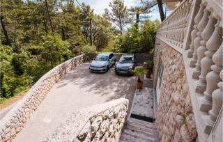 Lovely Apartment In Brsec With Wifi - 4