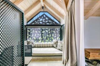 Villa Earth by Villa Plus - 1