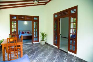 Bridge Front Inn Ella - 1