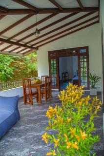 Bridge Front Inn Ella - 2