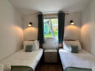 Fern Lodge 11 with Hot Tub - Belladrum - 5