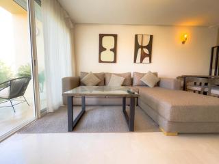 Luxurious Loft, Pool view - 4