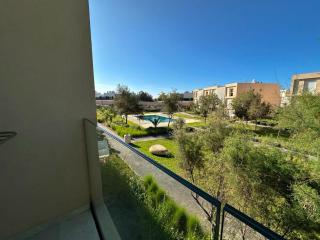 Luxurious Loft, Pool view - 8