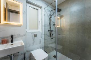 NEW - Only Suites apt 4 Modern 2-Bedroom apartment with common heated Jacuzzi by SF Homes - 5