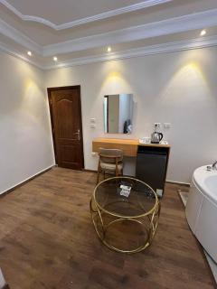 Maat Pyramids View Inn & Jacuzzi - 5