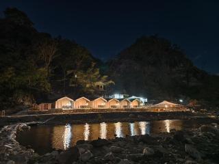 The Riverside Paradise - 3