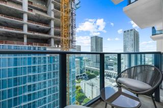 Downtown lifestyle - Luxury condo & Rooftop Pool - 6