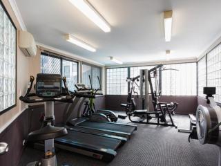 Modern City Escape Stylish 2BR Apartment - 5