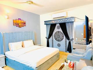 Karachi Family Guest House - 0