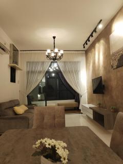 EG Home at Oasis Condominium Simee - 9