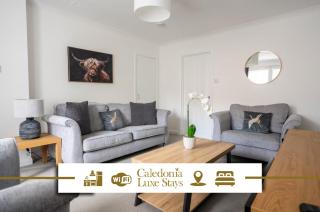 2 BDR House At Caledonia Luxe Stays Short Lets & Serviced Accommodation Tillicoultry - 0