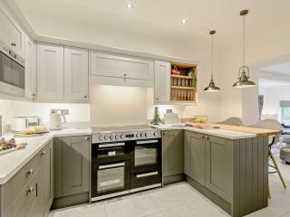 5 Bed in Rhosbodrual 80729 - 1