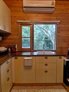 Log Cabin Retreat - 3