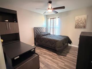 Executive Comfort Suite - 1