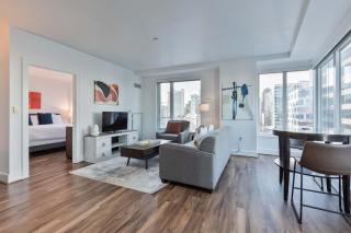 Stylish Seaport Apartment Near Waterfront Dining & Downtown - 4