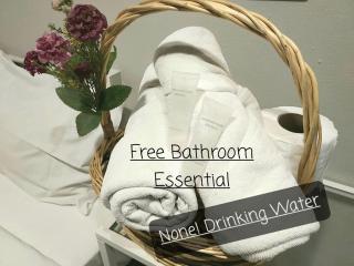 Fan Room Near Bangkok hospital Across Night market - 1