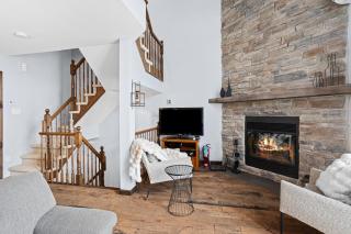 3-Story Ski-In Ski-Out Mountain Home - 8