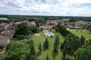 Domaine de Lamagistère - Gite de groupe - Piscine - 9