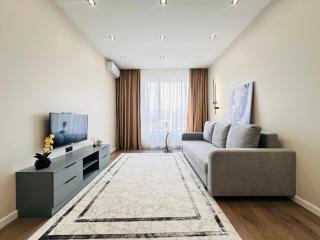 Эстет - возле ТРЦ Мега - 6