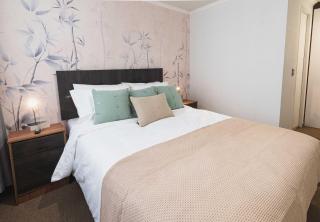 HOM I A Pasos Metro Santa Isabel I WiFi I Terraza - 9