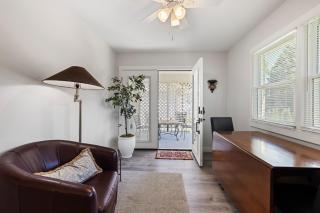 Newly Renovated 5BR 2 Living Rooms Sleeps 10 - 2