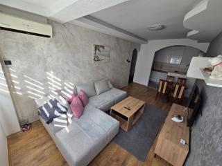 DUBLIN STAN na dan u MARŠALA TITA - 6