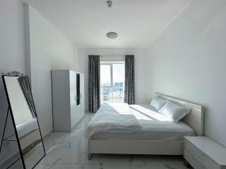 Entire -1 Bedroom Apartment In Oasis Tower - 0