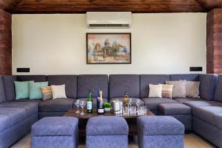 Bali Villa By Claro Stay- 6BR Pvt Pool Big Garden In Anjuna - 9