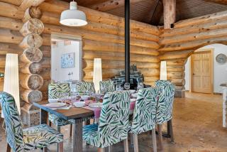 Cedar Heaven Lake Lodge - 7