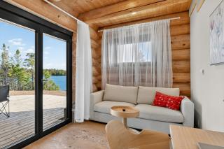 Cedar Heaven Lake Lodge - 3