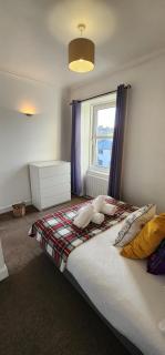 Modern Broughton Apartment - Walk to City Centre and St James Quarter - Edinburgh - 5