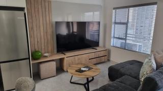 Luxury apartment at Westpoint - 0