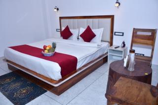 The Peak Lodge Kasauli - 8