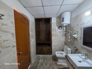 Luxurious suite with all amenities - 5