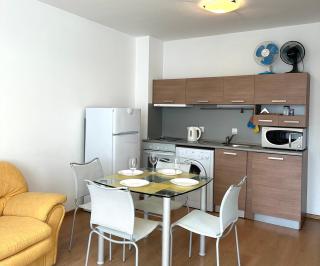 Excelsior Apartment - Sunny Beach - 3