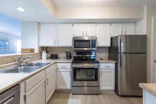 7813 Centre Court - 5