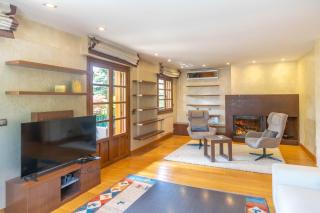 Espectacular casa con jardín próxima a Pamplona - 8