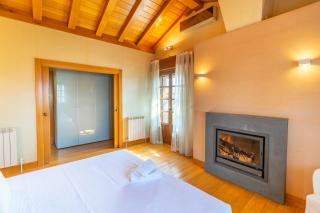 Espectacular casa con jardín próxima a Pamplona - 2