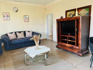 Bird & Bed Farmhouse - 6