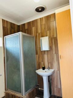 Bird & Bed Farmhouse - 2