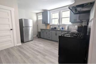 Cozy 3 Bedrooms Spacious Comfort - 4