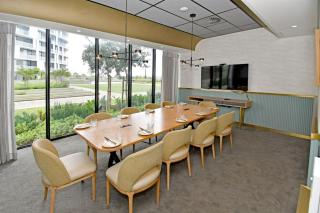 Stylish Penthouse Studio in Ellipse Waterfall - 2